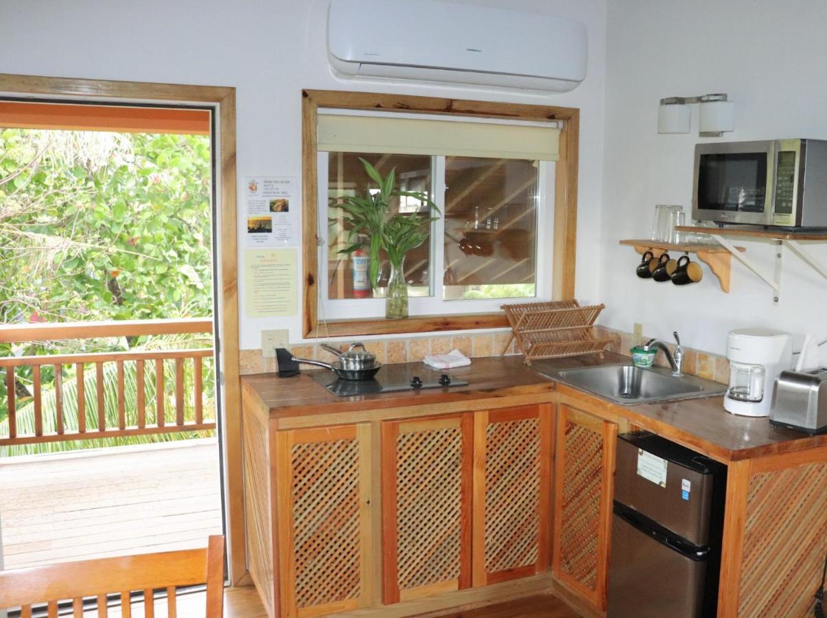 Hotel Posada Seremein ,West Bay ,Roatan Экстерьер фото