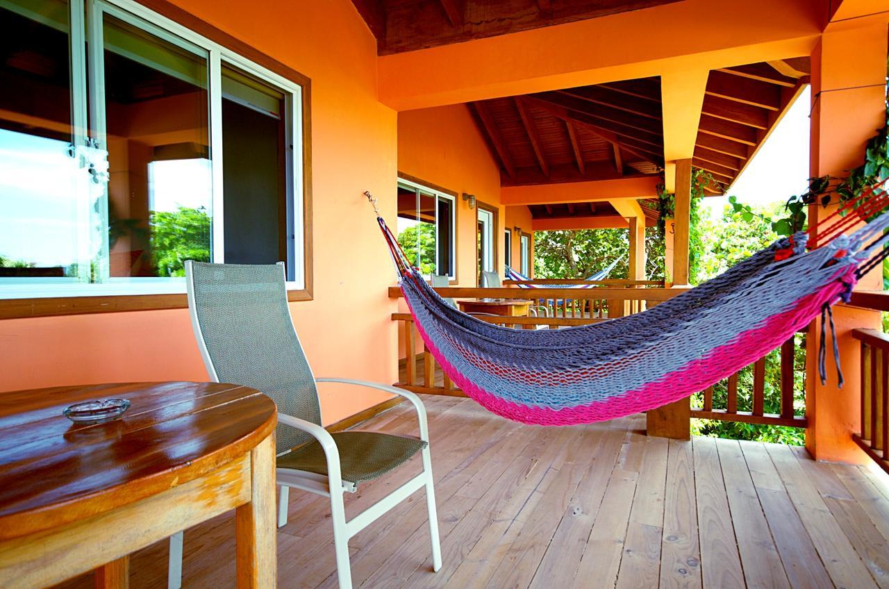 Hotel Posada Seremein ,West Bay ,Roatan Экстерьер фото