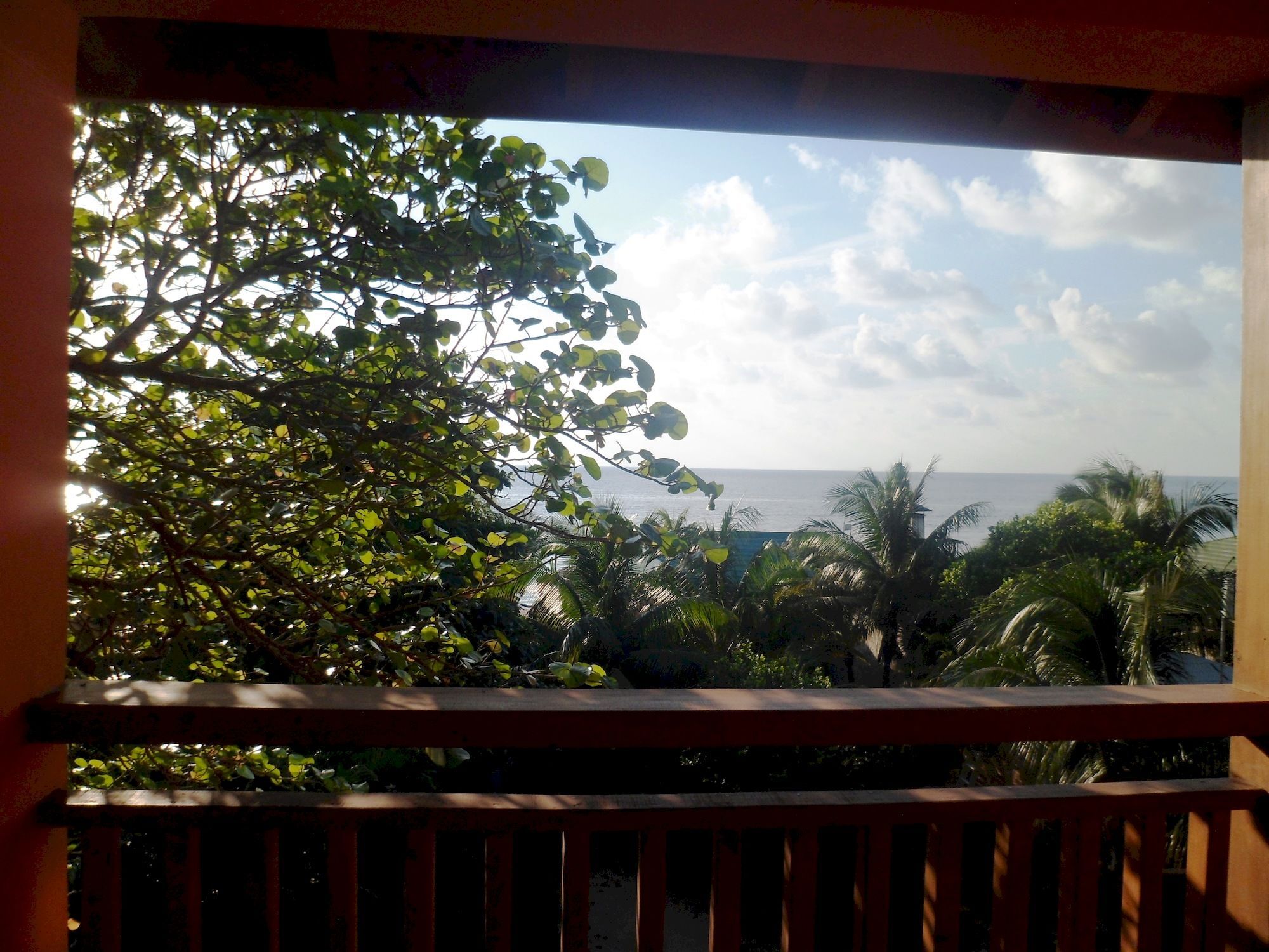 Hotel Posada Seremein ,West Bay ,Roatan Экстерьер фото